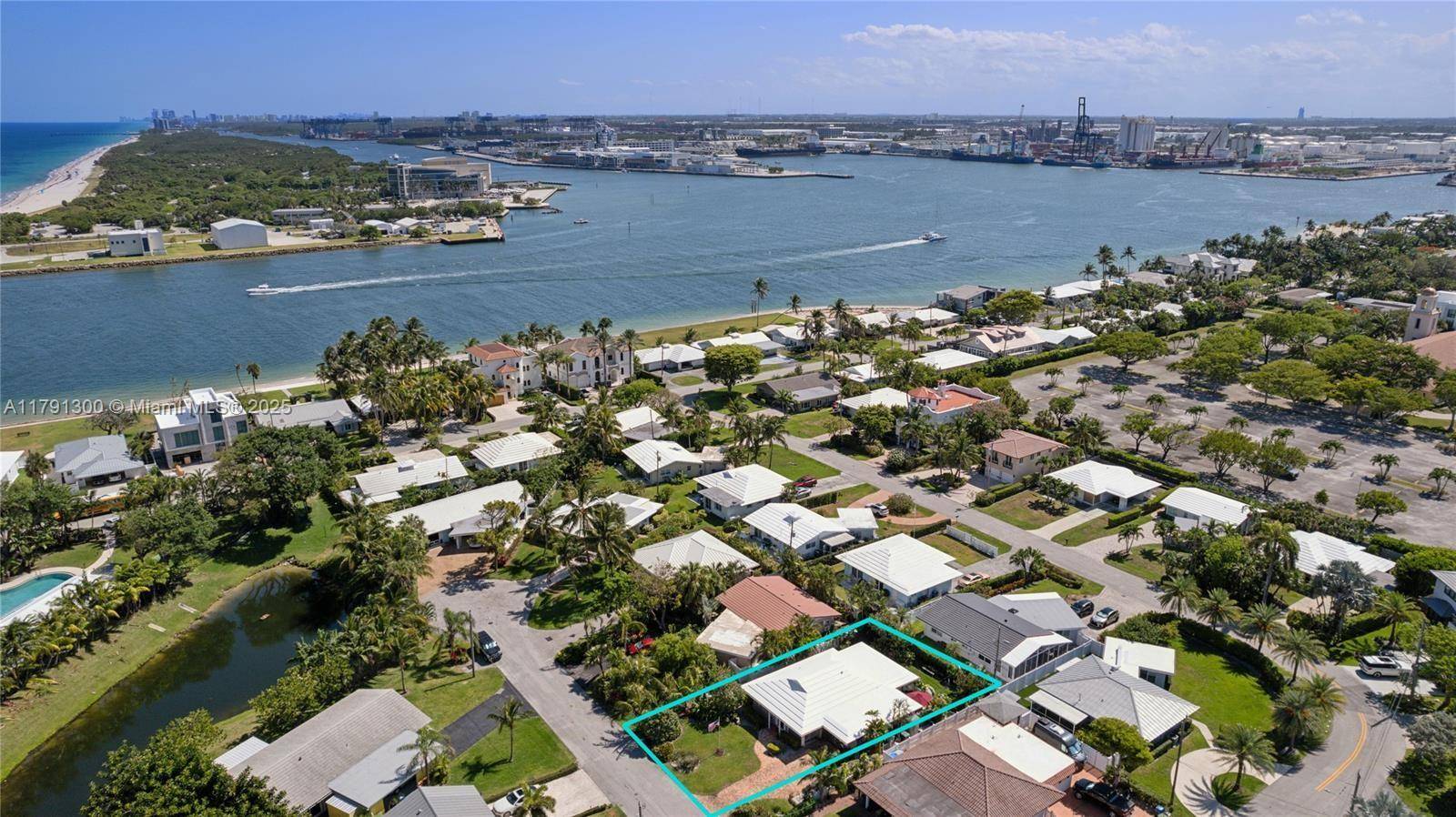 Fort Lauderdale, FL 33316,2005 SE 26th Ter