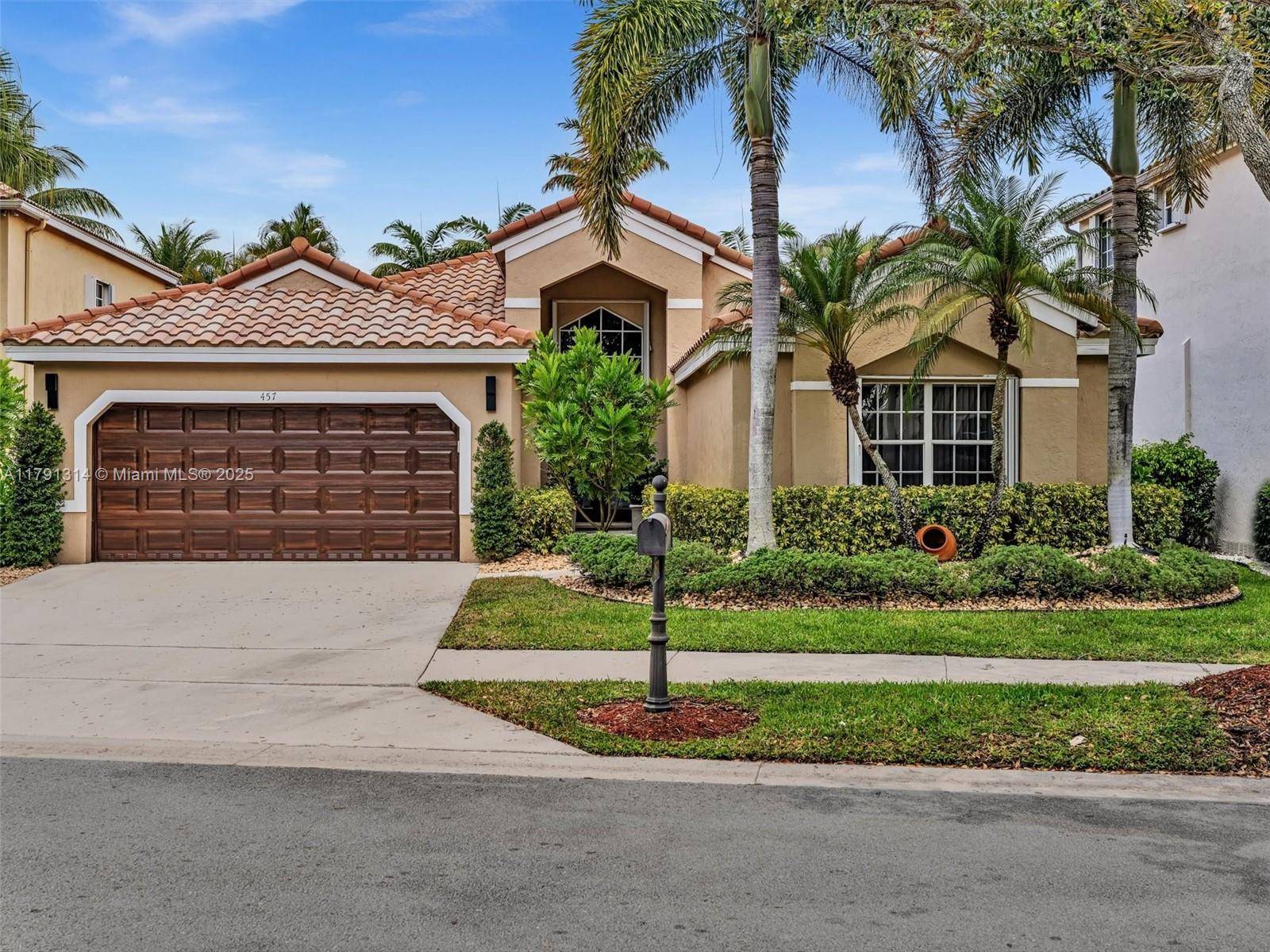 Weston, FL 33326,457 Cambridge Dr