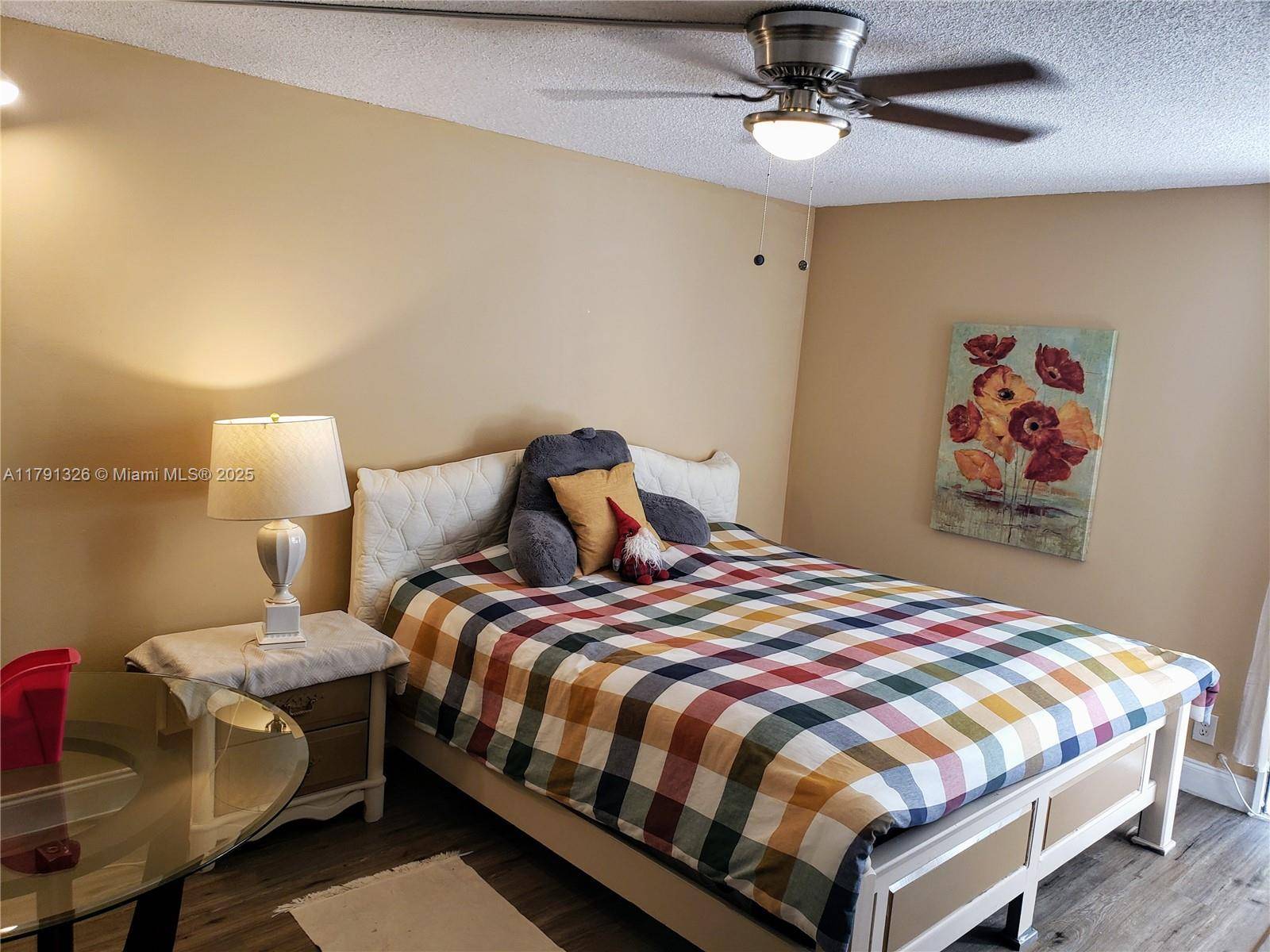 Aventura, FL 33180,3101 N Country Club Dr #101