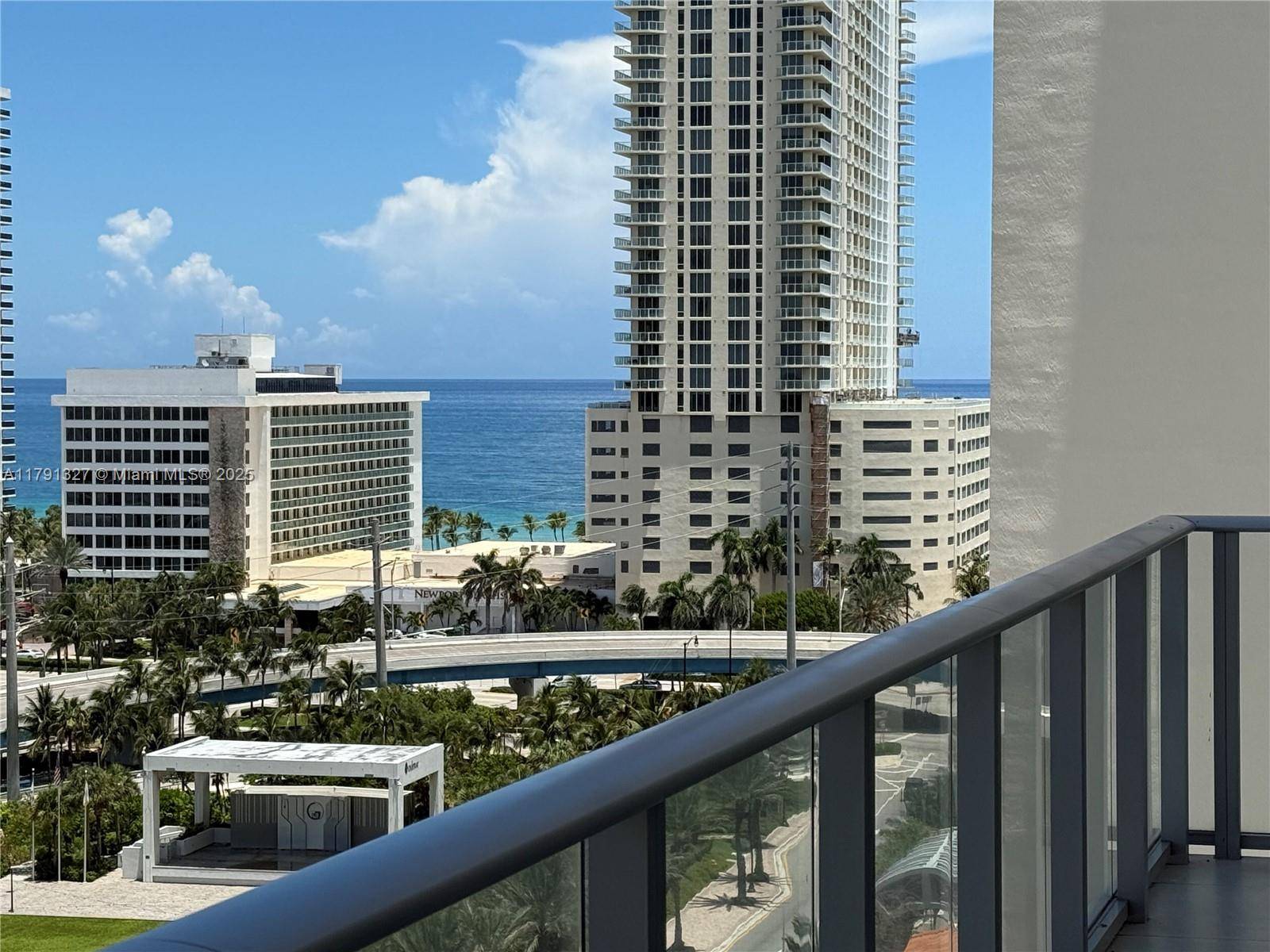 Sunny Isles Beach, FL 33160,300 Sunny Isles Blvd #4-1101