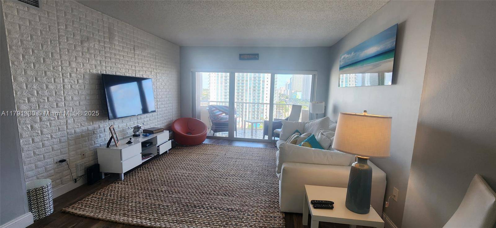 Hallandale Beach, FL 33009,1985 S Ocean Dr #15M