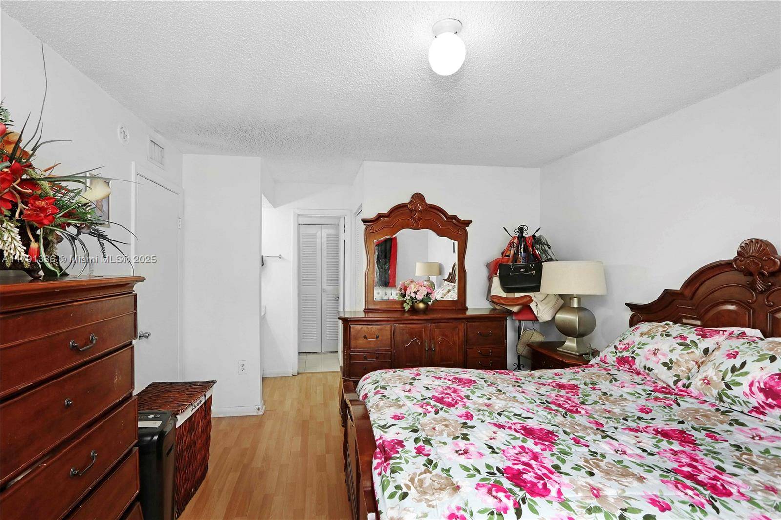Cutler Bay, FL 33189,8640 SW 212th St #303
