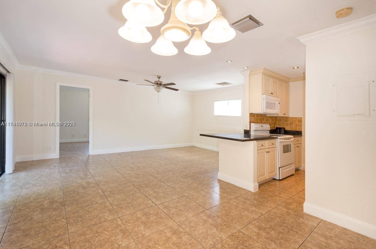 Boynton Beach, FL 33435,1 Crossings Cir #E