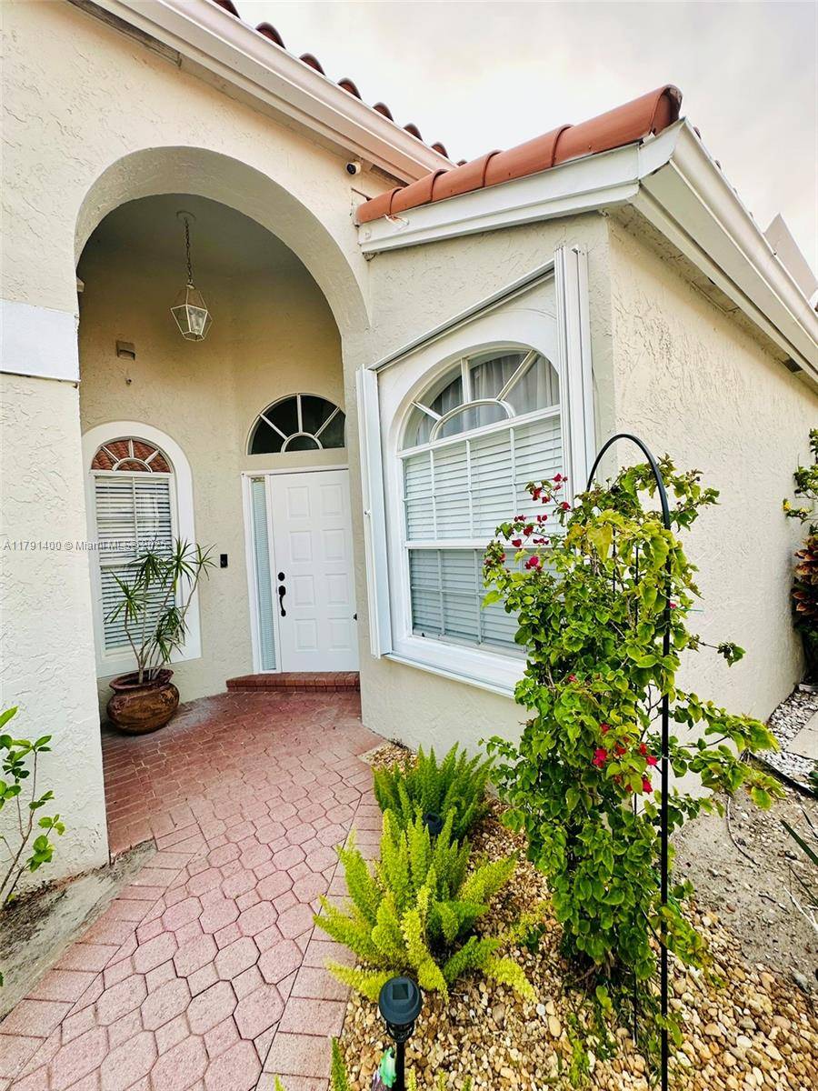 Boca Raton, FL 33487,3961 Antigua Point Dr