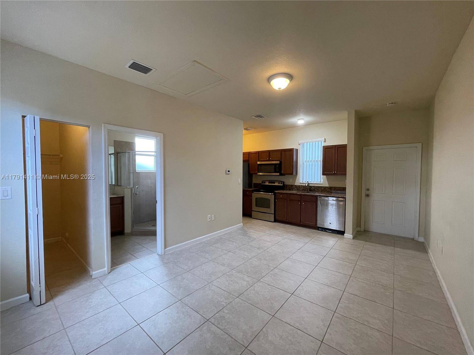Miami, FL 33196,9204 SW 170th Ct #A