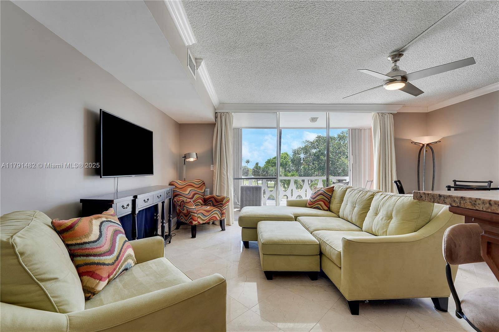 Lake Worth, FL 33460,15 S Golfview Rd #302