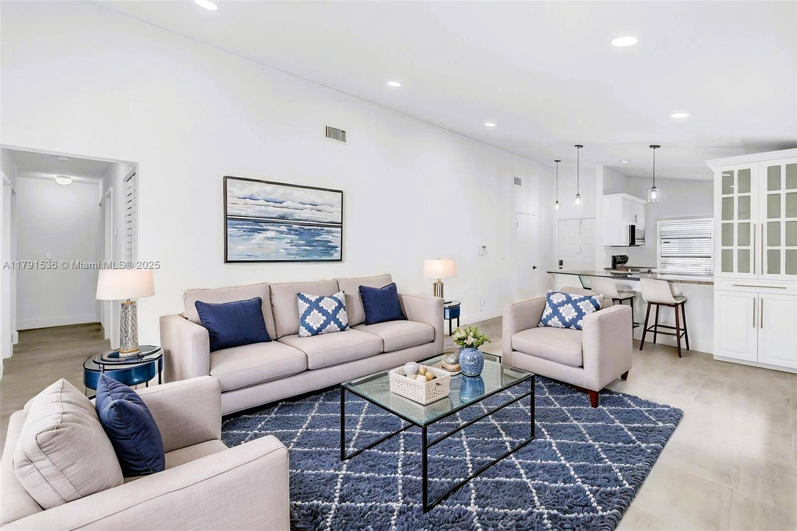 Boca Raton, FL 33496,8886 Windtree St