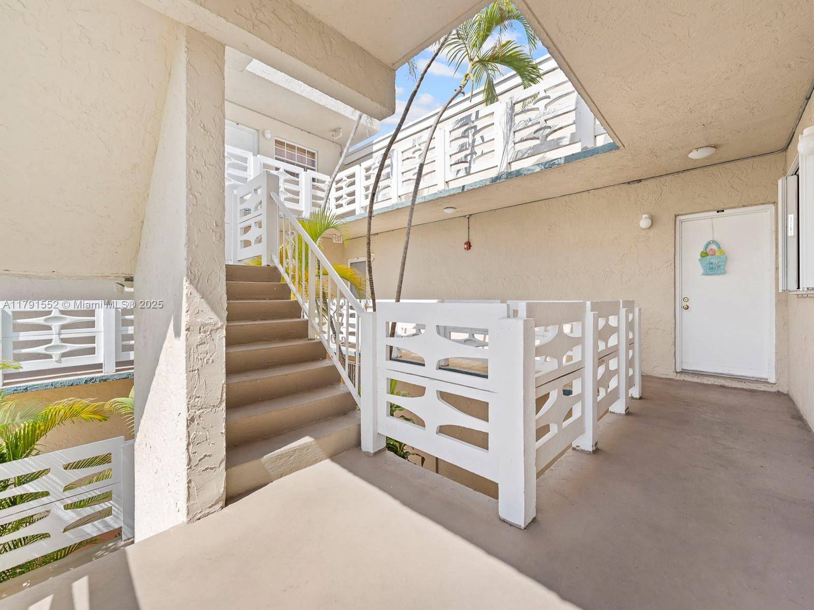 Cutler Bay, FL 33189,21121 SW 85th Ave #202