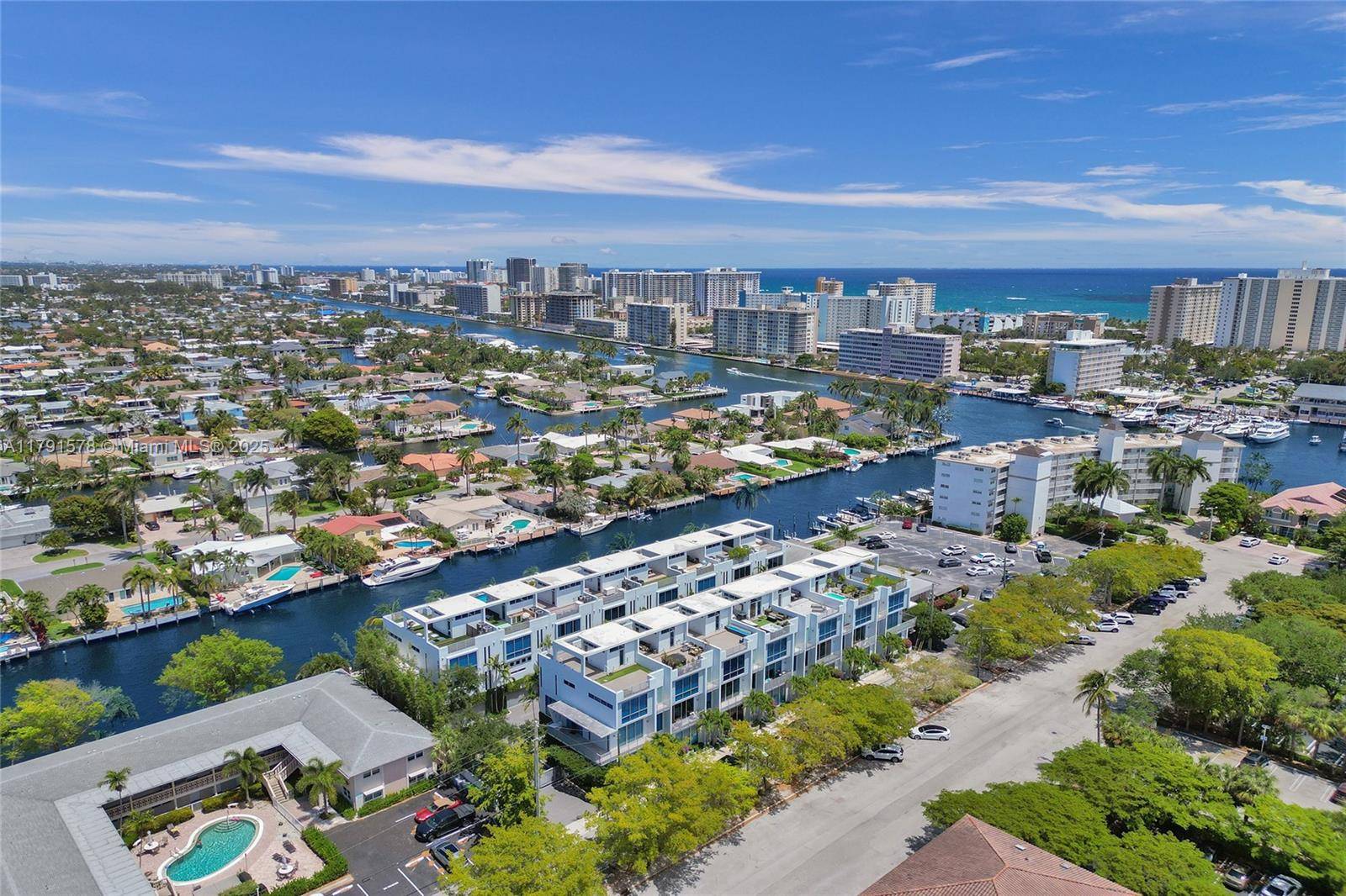 Pompano Beach, FL 33062,2725 NE 1st St