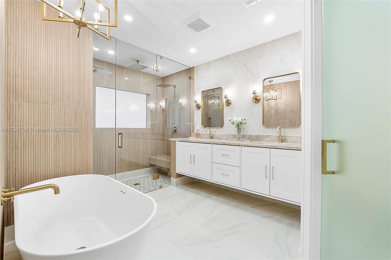 Lighthouse Point, FL 33064,3540 NE 28th Ave