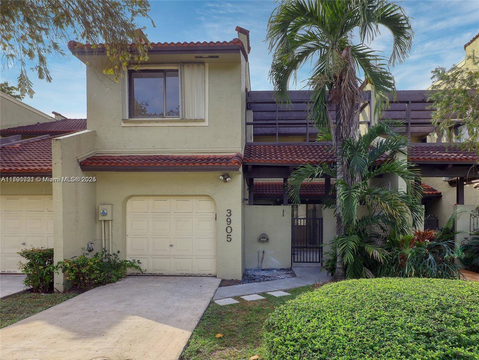 Doral, FL 33178,3905 Adra Ave #J-46B