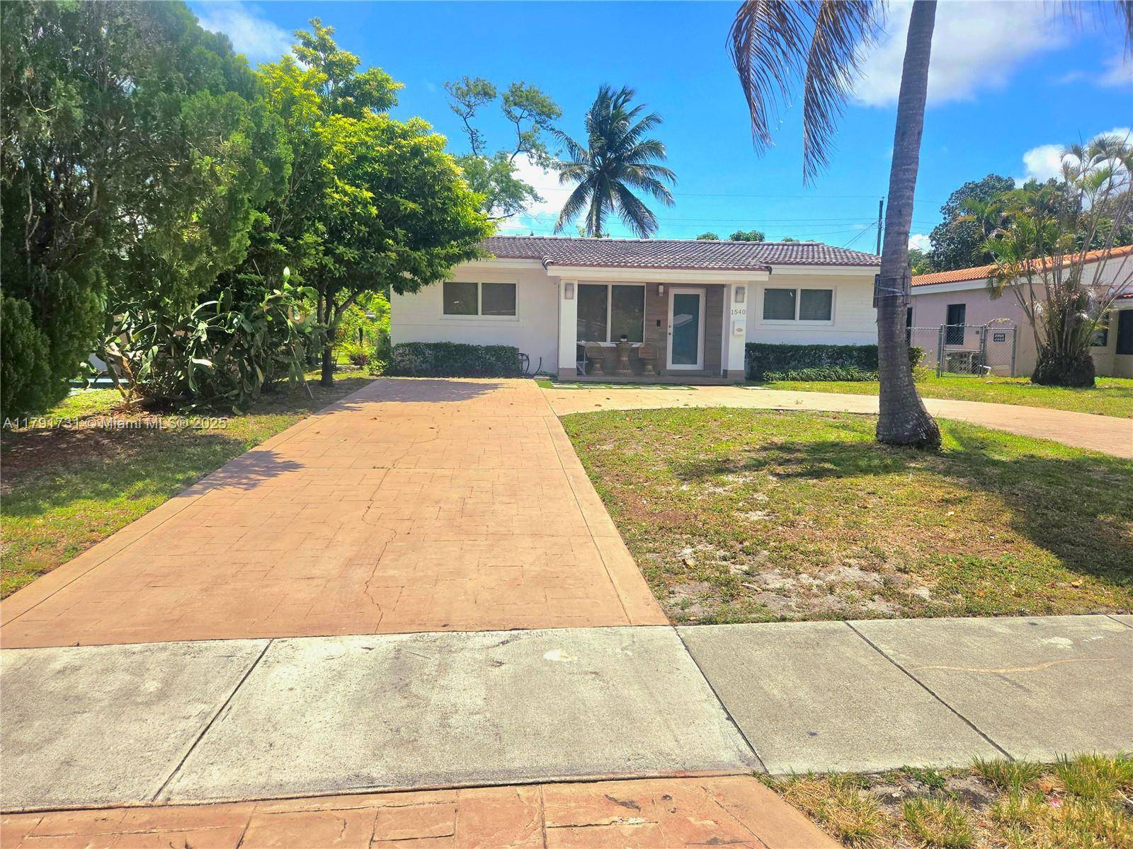 North Miami Beach, FL 33162,1540 NE 173rd St