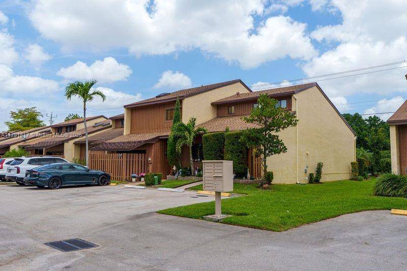 Davie, FL 33328,4161 S Pine Island Rd #4161