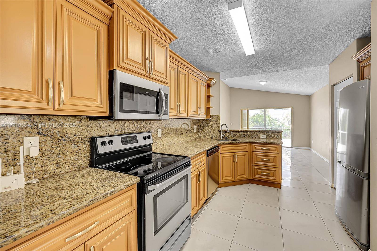 Pembroke Pines, FL 33027,1688 SW 158th Ave