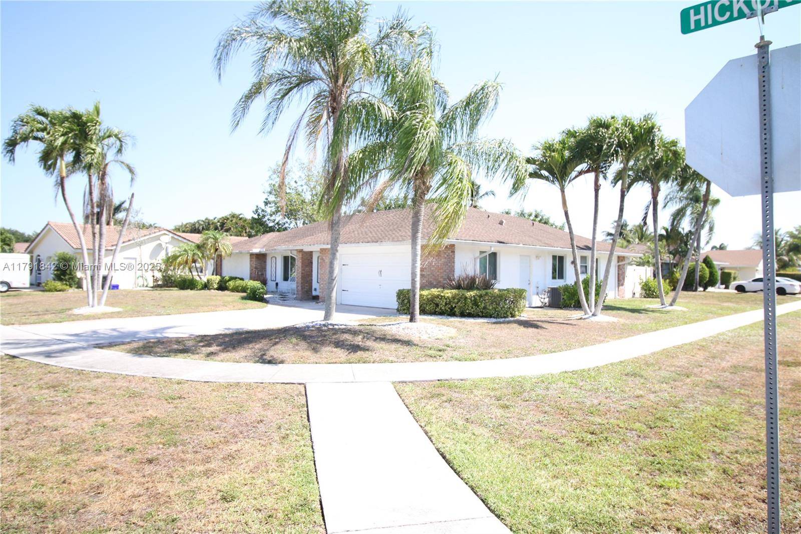 Wellington, FL 33414,990 Hickory Trl