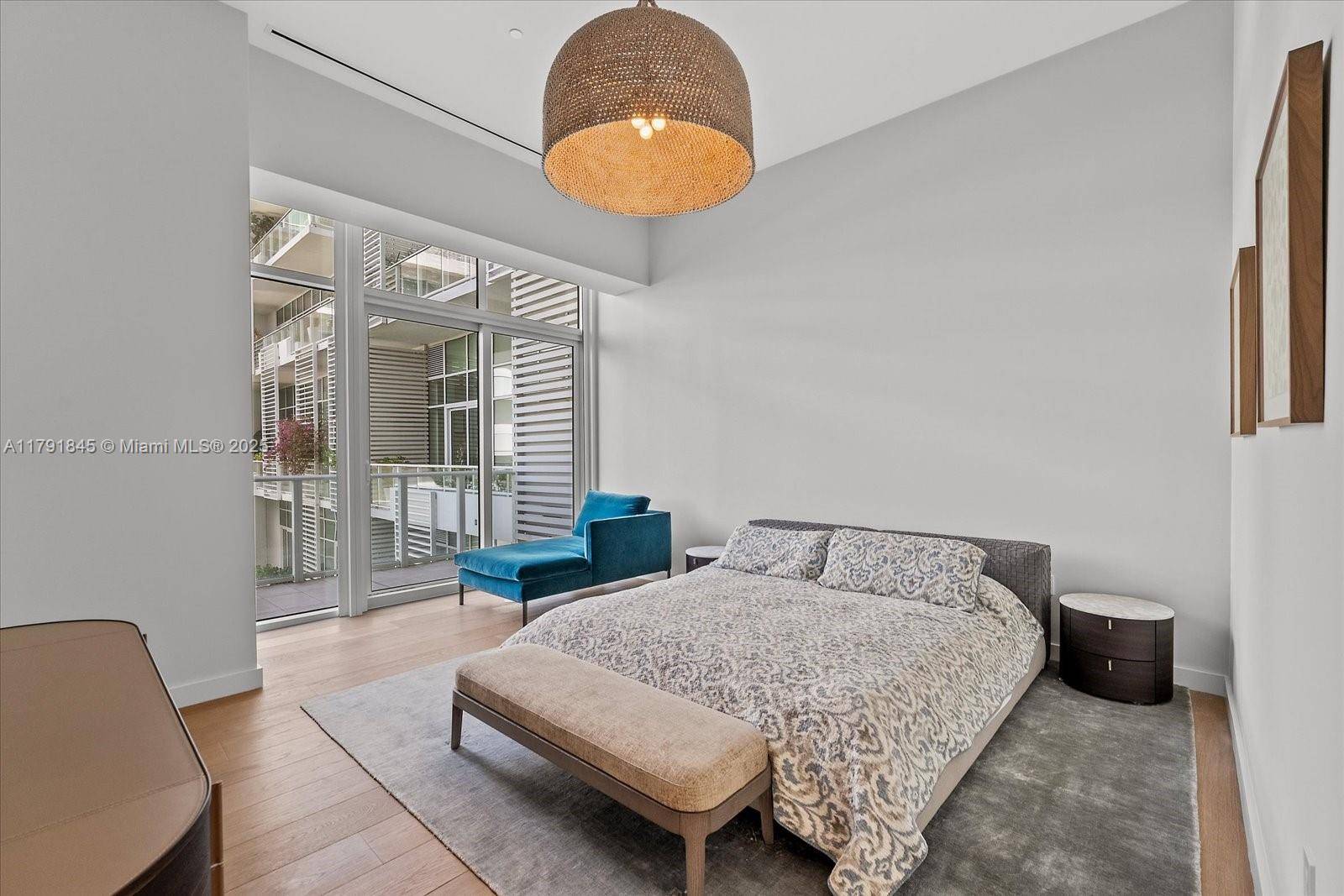 Miami Beach, FL 33140,4701 N Meridian Ave #312