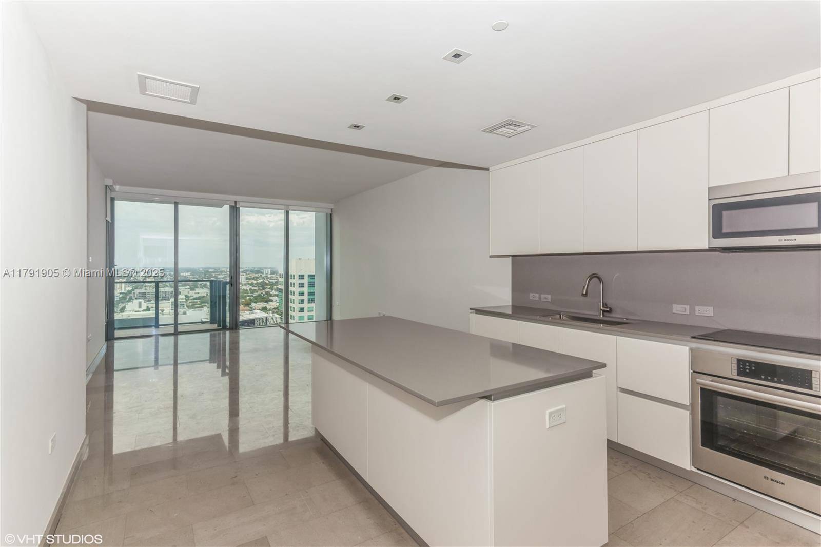Miami, FL 33130,88 SW 7th St #2508