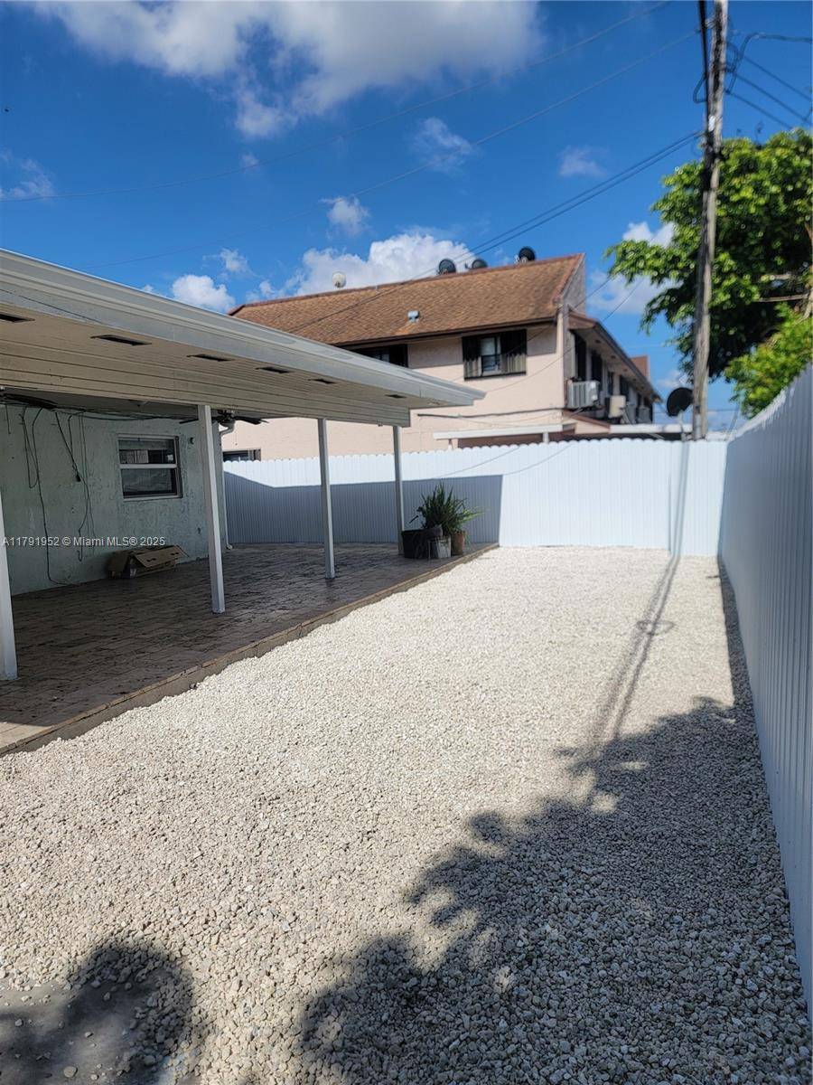 Hialeah, FL 33013,25 E 53rd Ter
