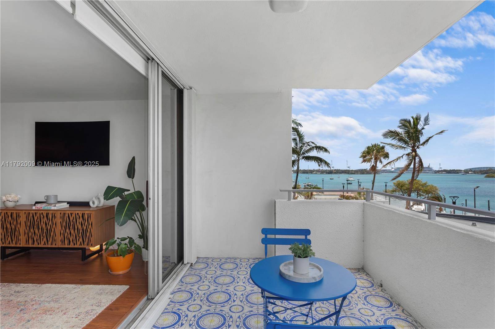Miami Beach, FL 33139,11 Island Ave #407