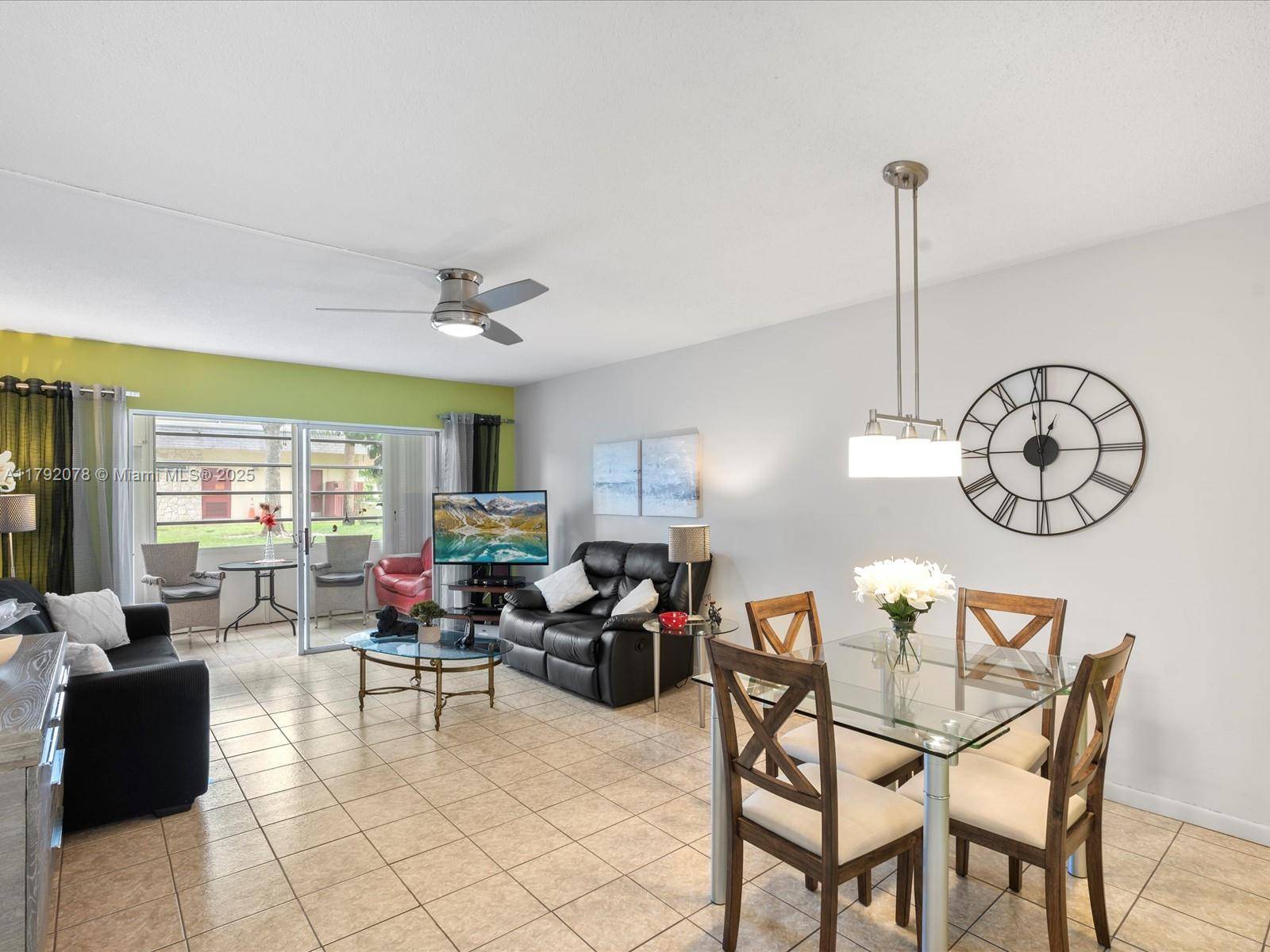 Lauderhill, FL 33313,4431 NW 16th St #H110