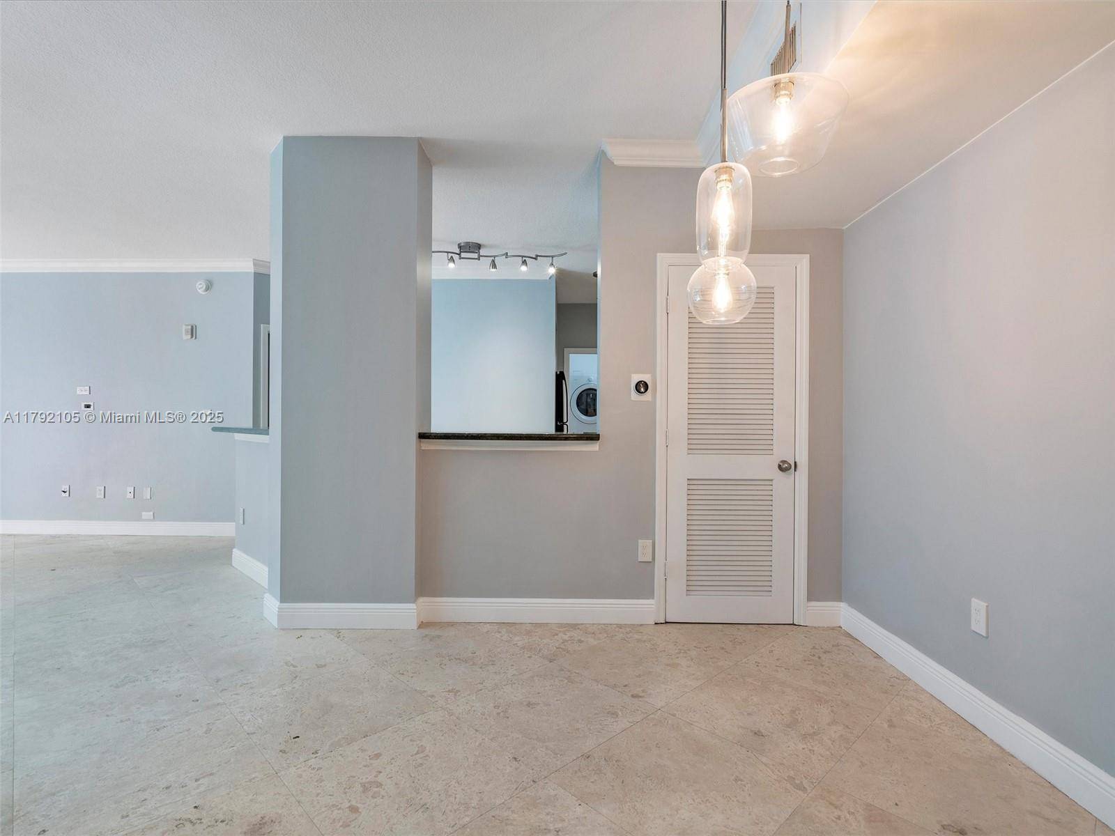 Surfside, FL 33154,9172 Collins Ave #216