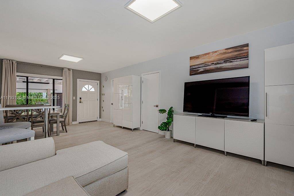 Sunny Isles Beach, FL 33160,245 189th Ter