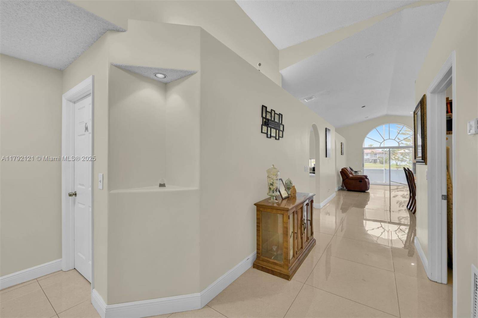 Miramar, FL 33029,18271 SW 27th St