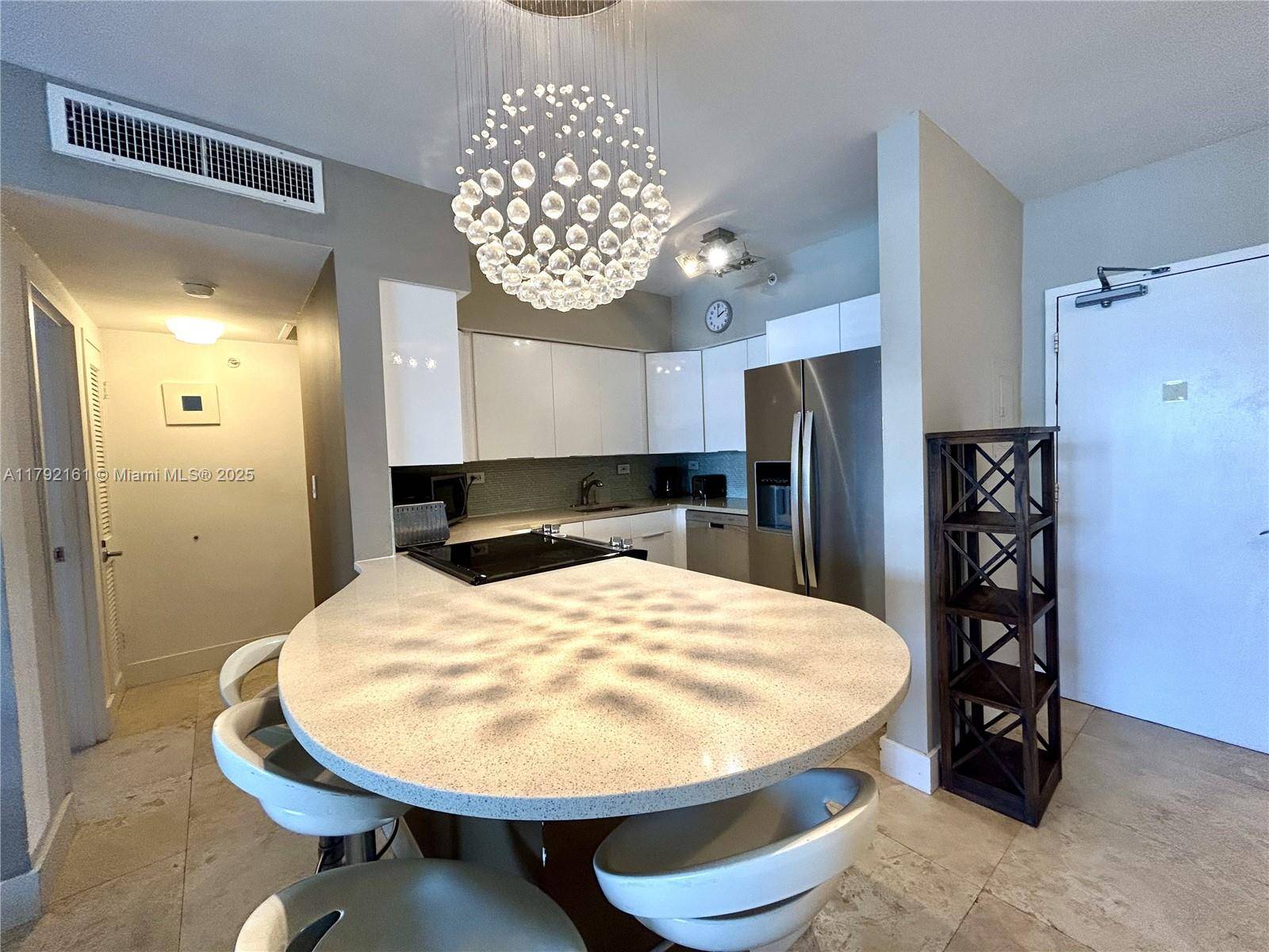 Miami Beach, FL 33139,1500 Bay Rd #1242S