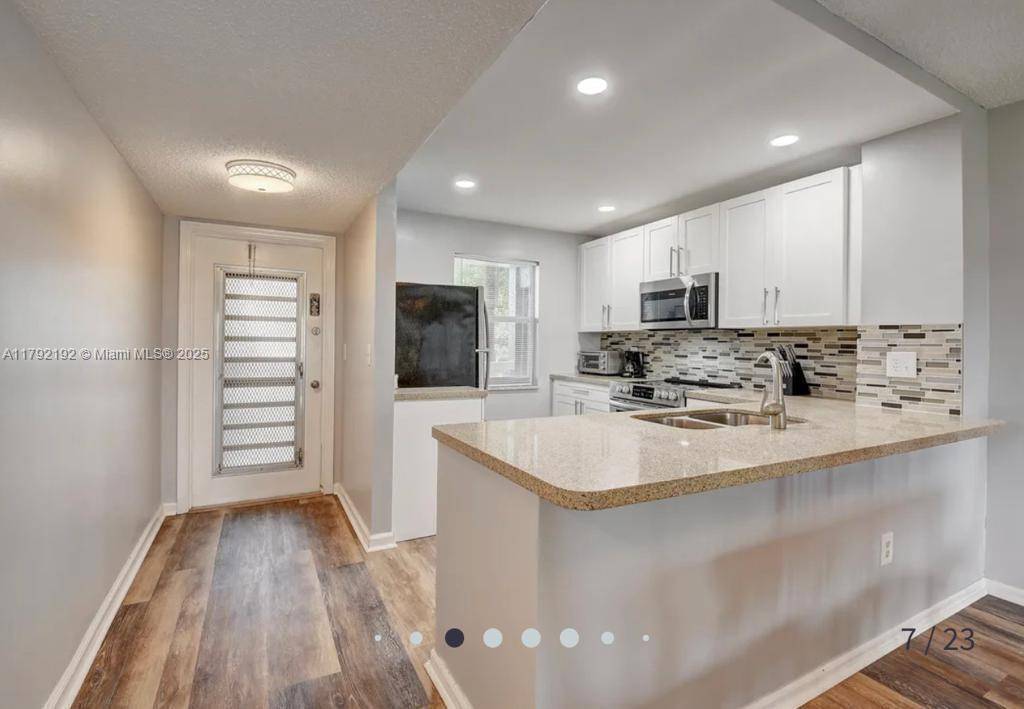 Boca Raton, FL 33428,9880 Marina Blvd #1516