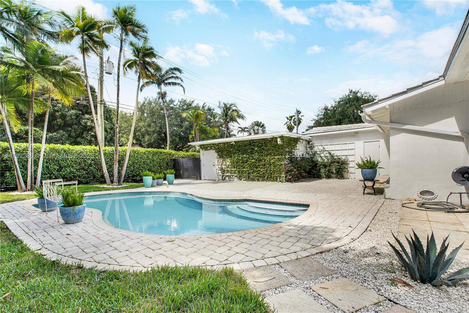 Miami Shores, FL 33138,102 NE 94th St