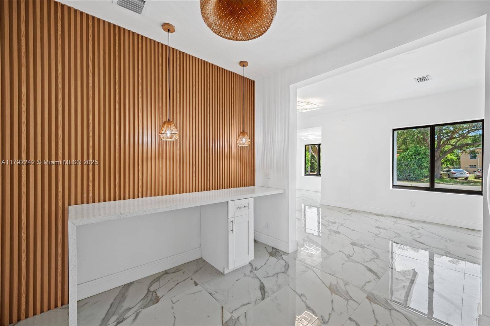 North Miami Beach, FL 33162,1683 NE 168th St