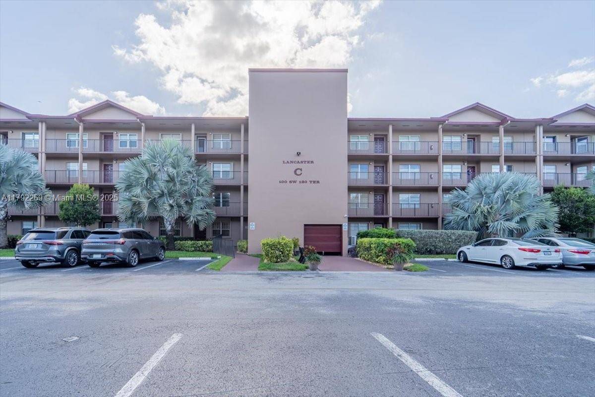Pembroke Pines, FL 33027,100 SW 130th Ter #412C