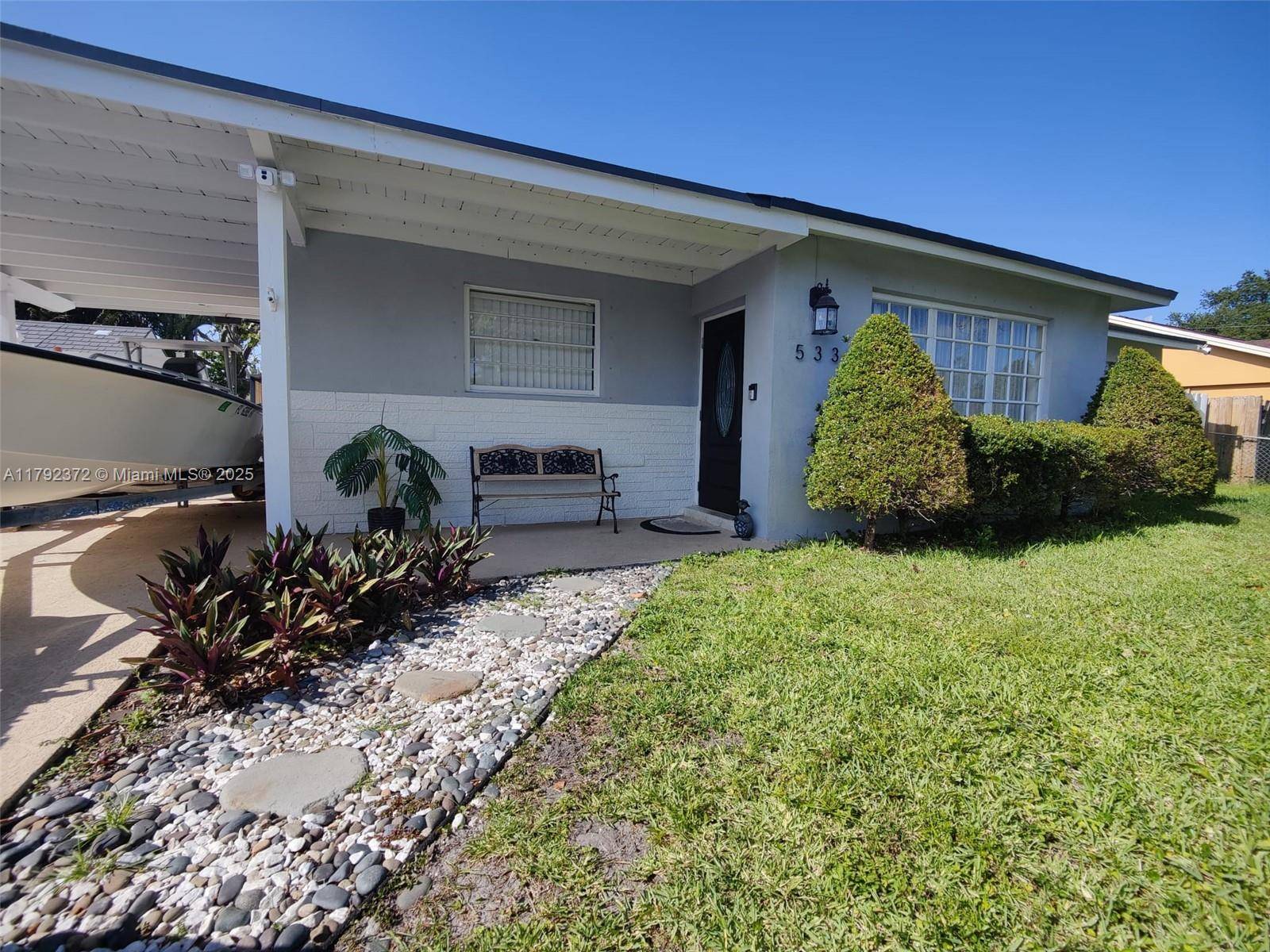 Davie, FL 33314,5331 SW 57th Ct