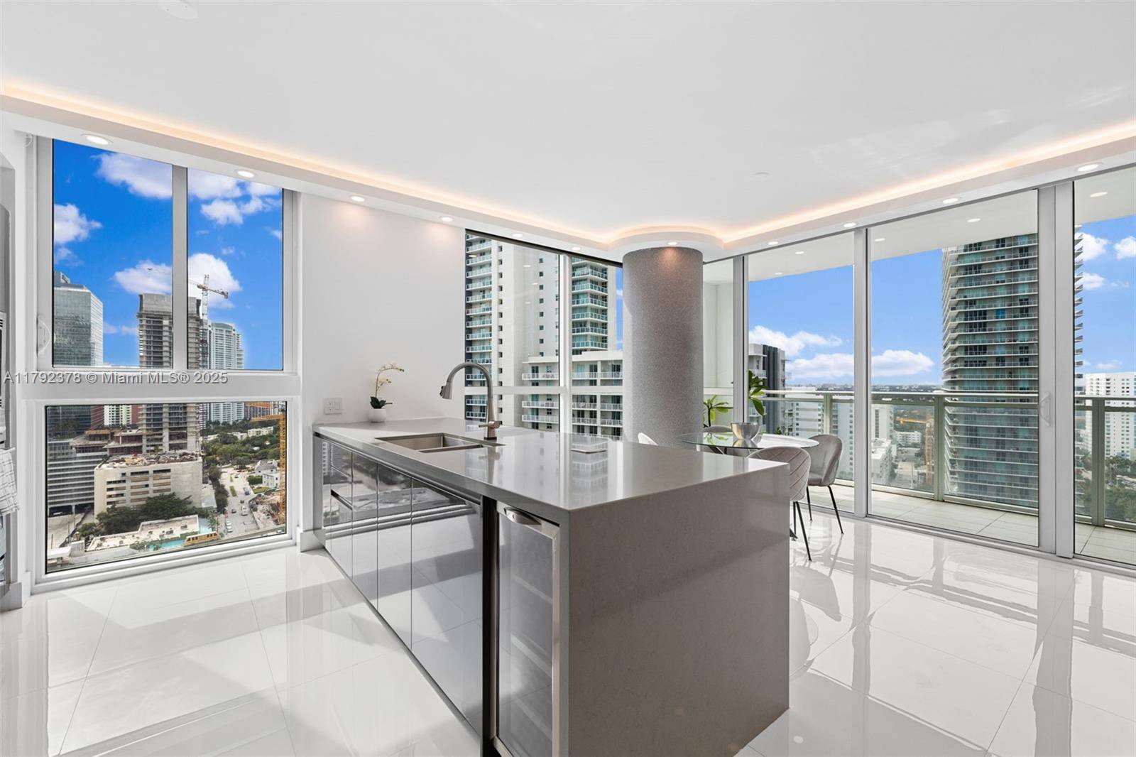 Miami, FL 33131,1080 Brickell Ave #2301