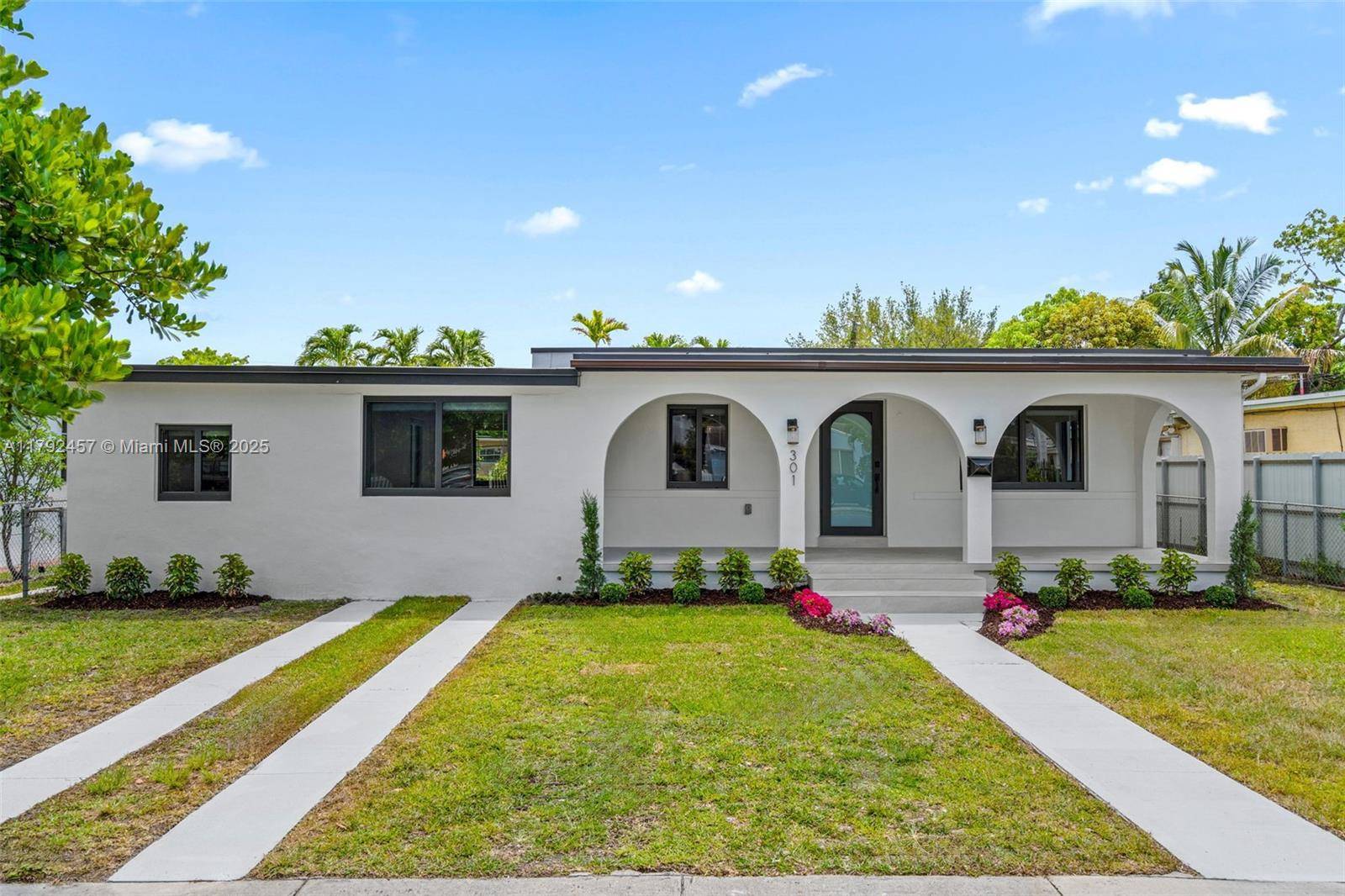 Miami, FL 33134,301 SW 55th Ave