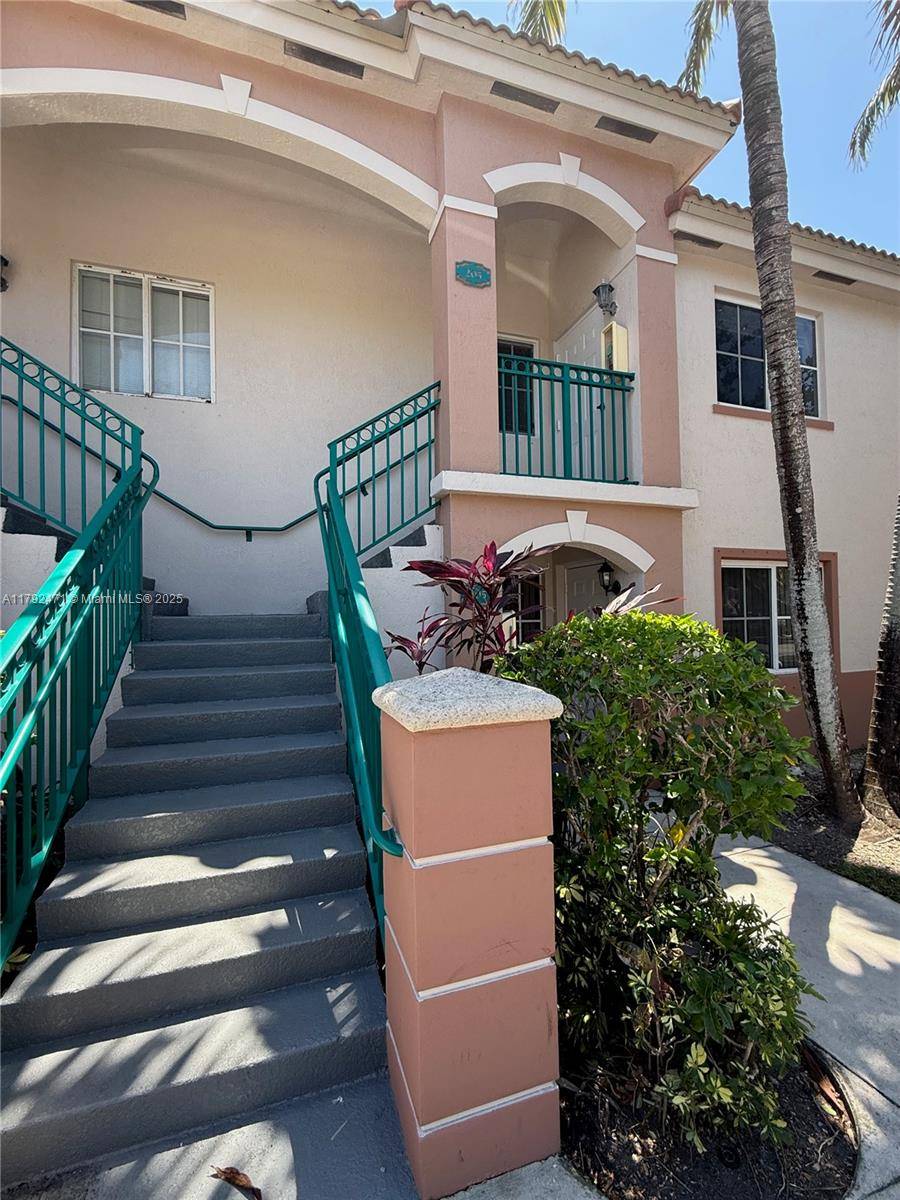 Homestead, FL 33035,1300 SE 29th St #205