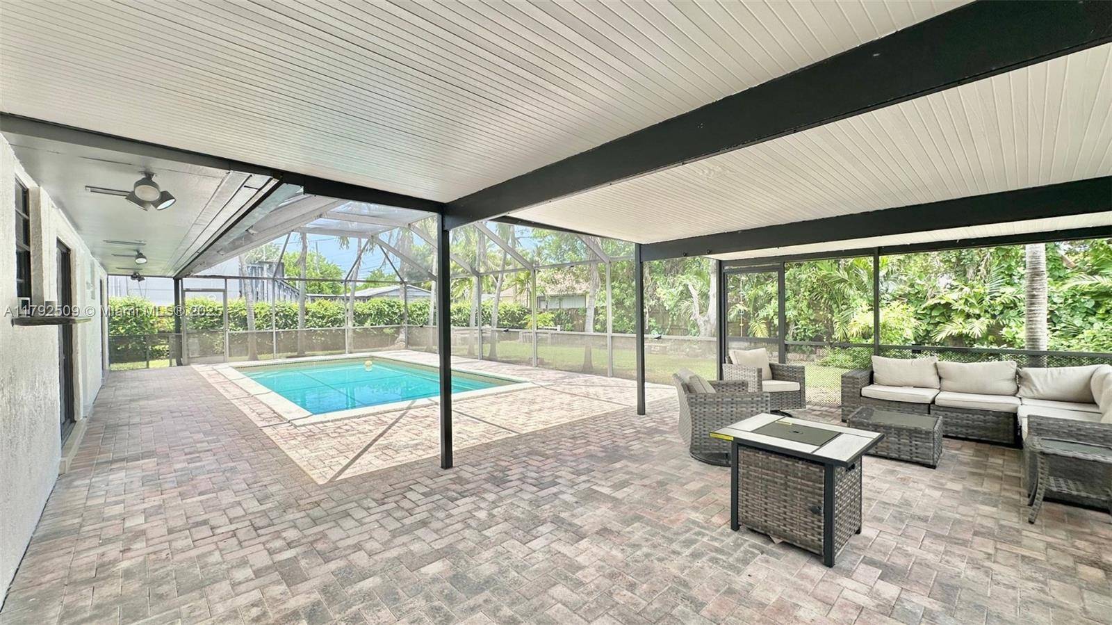 Cutler Bay, FL 33157,19241 SW 93rd Rd