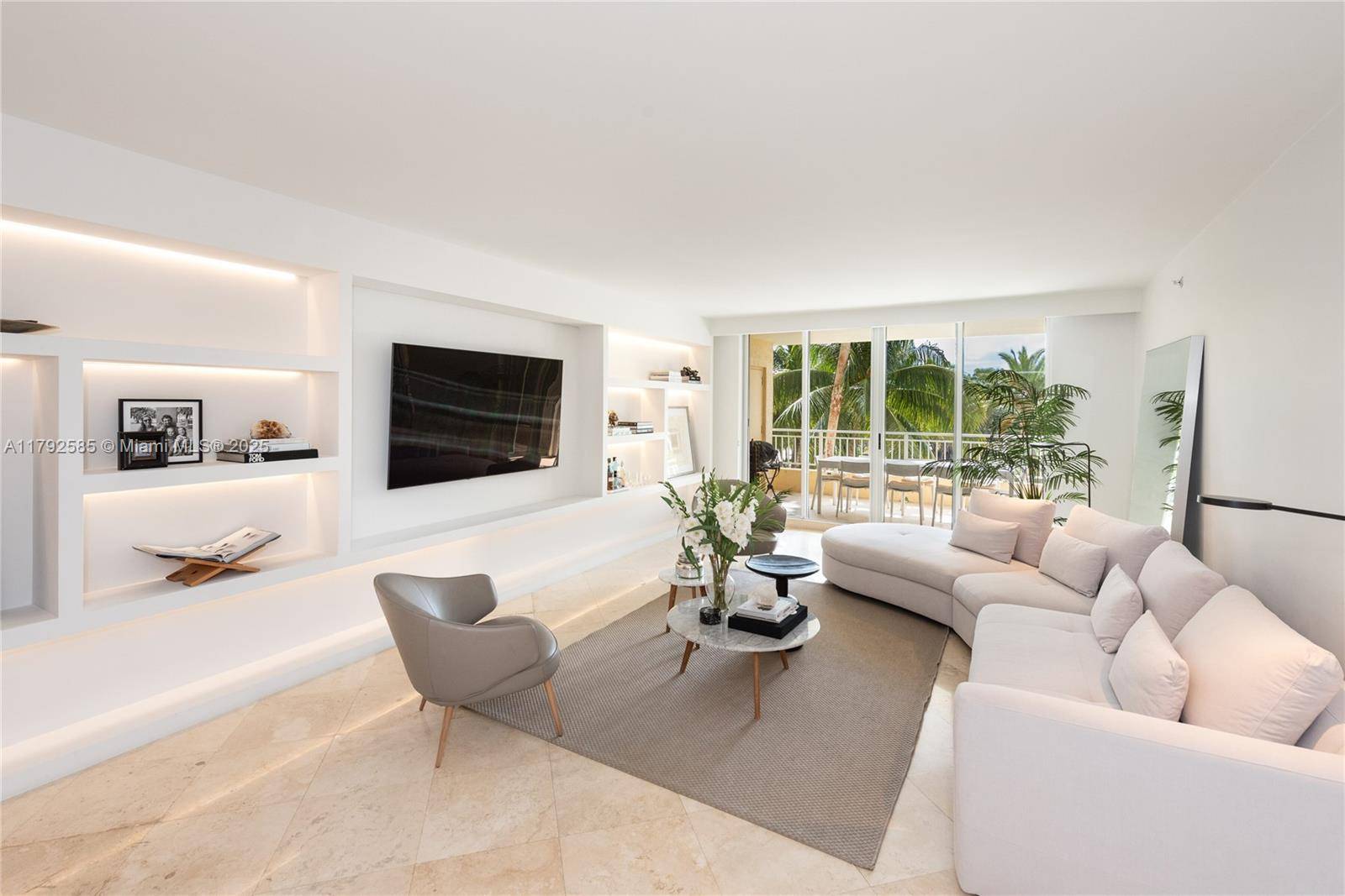 Key Biscayne, FL 33149,765 Crandon Blvd #211