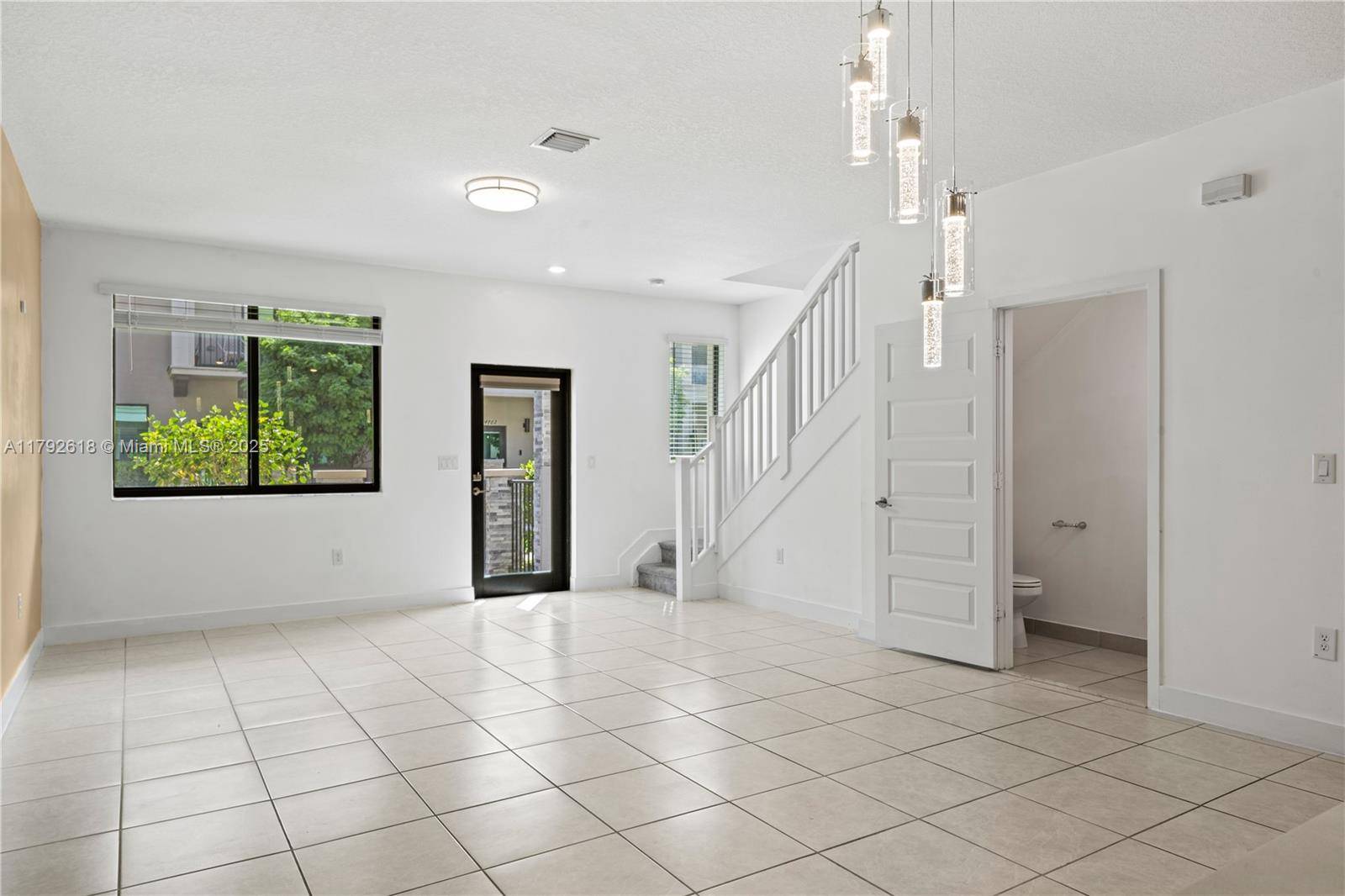 Doral, FL 33166,4755 NW 83rd Path