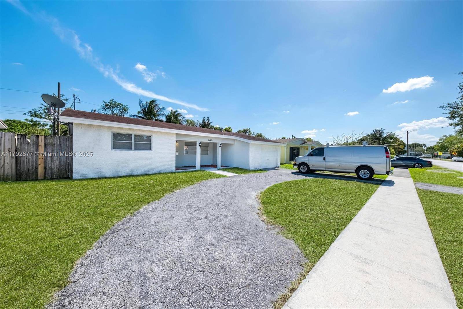 Sunrise, FL 33313,6620 NW 21st Ct