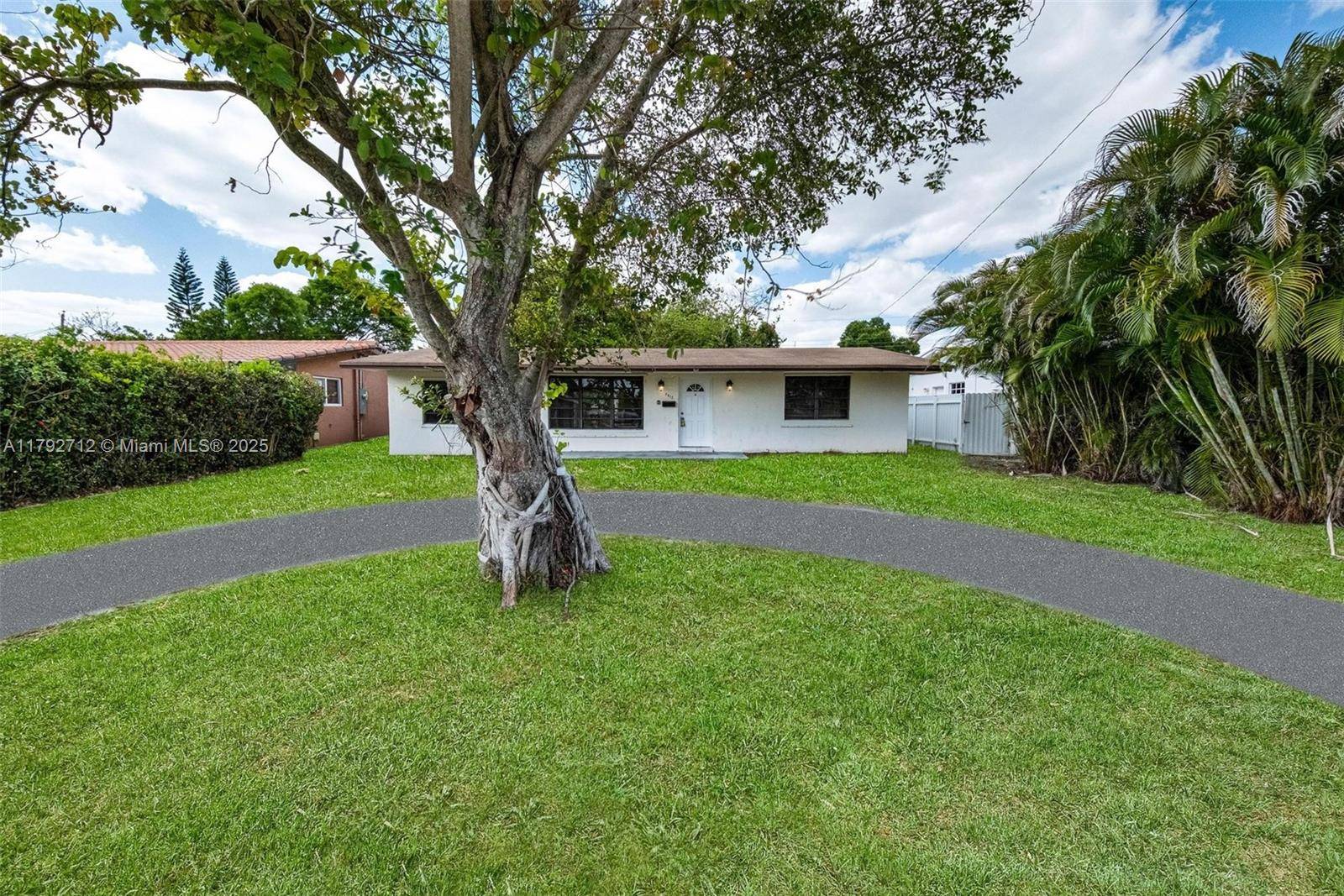 Miramar, FL 33023,7817 NE Madeira St