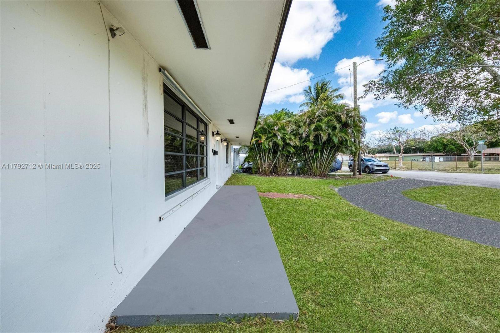 Miramar, FL 33023,7817 NE Madeira St