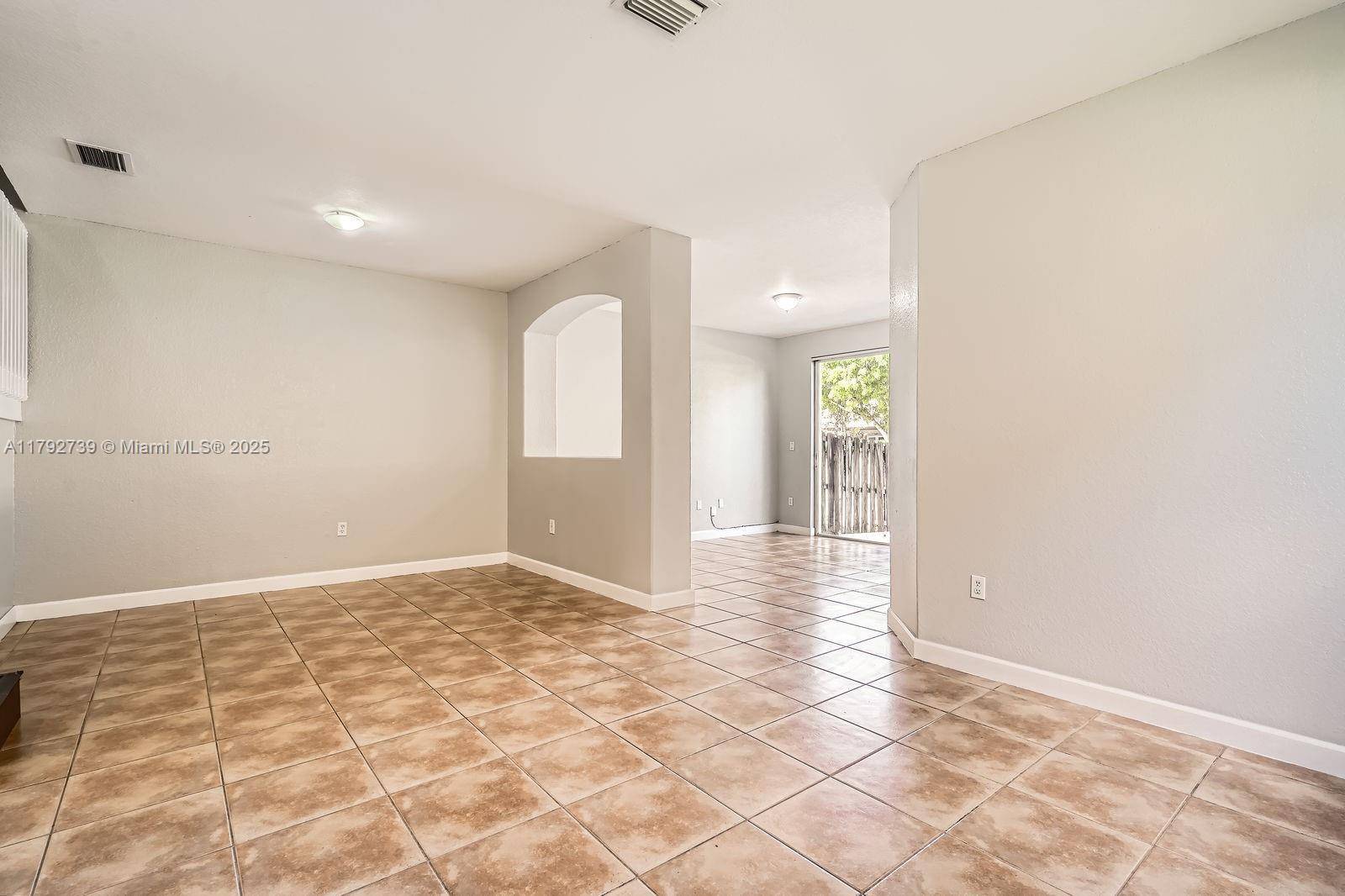 Miami, FL 33194,894 SW 151st Pl