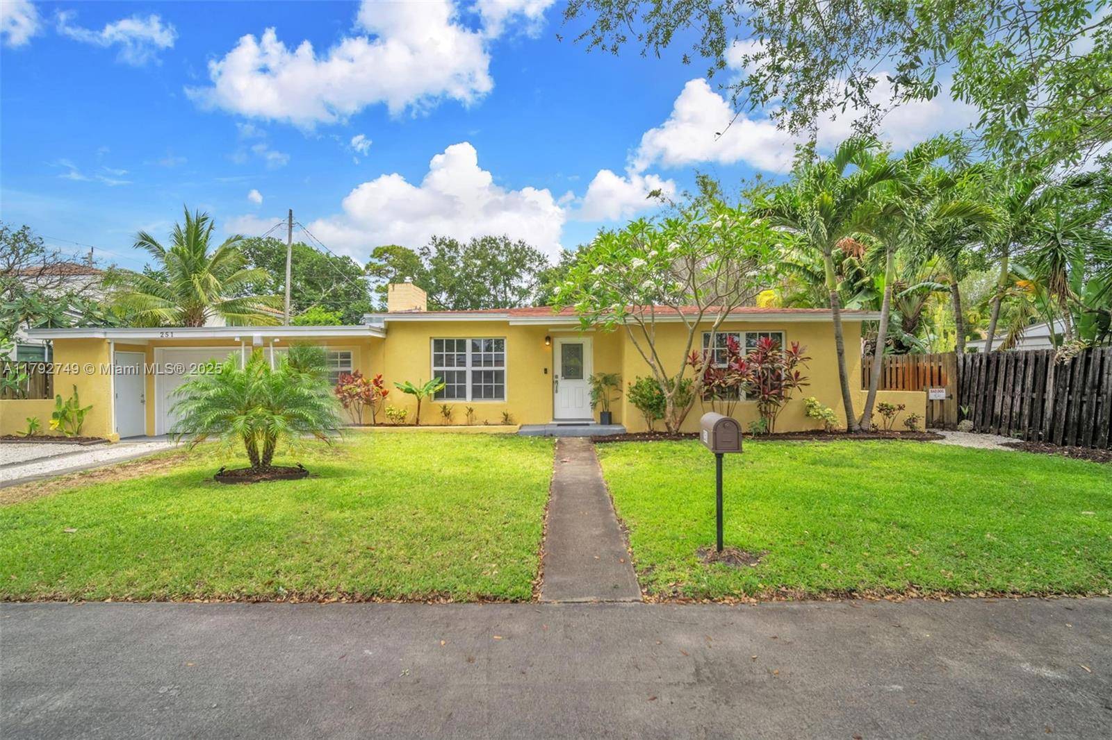Fort Lauderdale, FL 33315,251 SW 23rd St