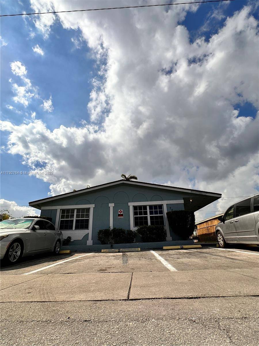 Fort Lauderdale, FL 33311,725 NW 4th Ave