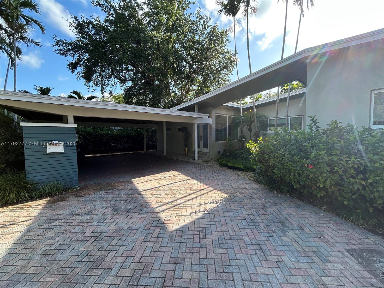 Miami, FL 33179,18655 NE 21st Ave