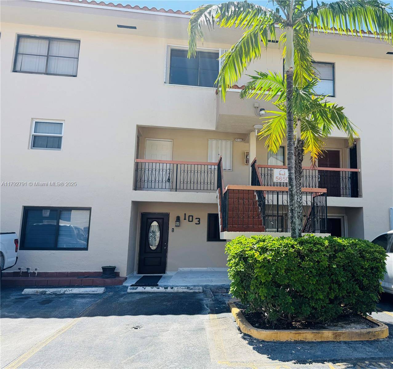 Hialeah, FL 33016,5650 W 26th Ct #206