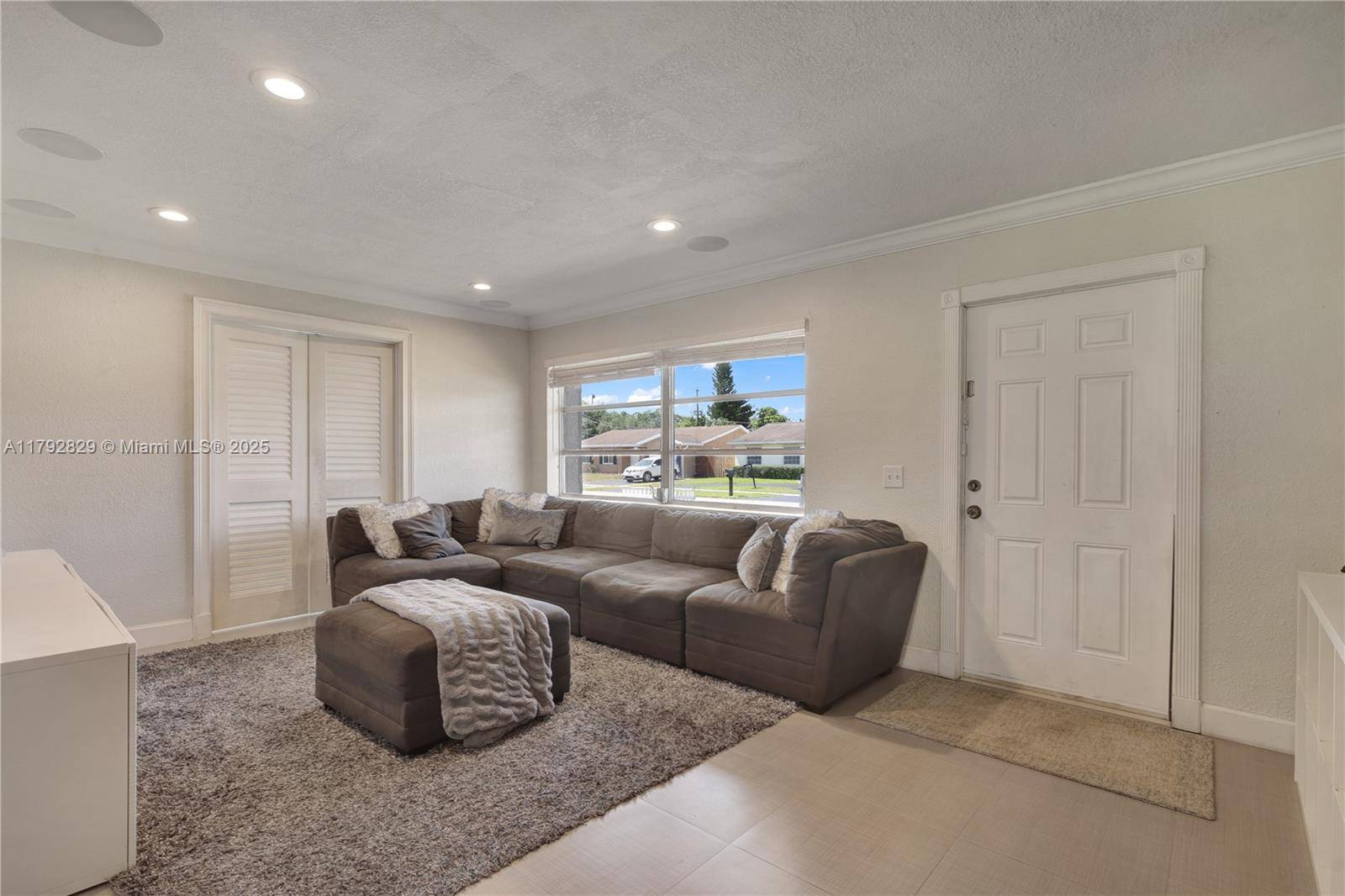 Sunrise, FL 33323,11450 NW 45th Pl