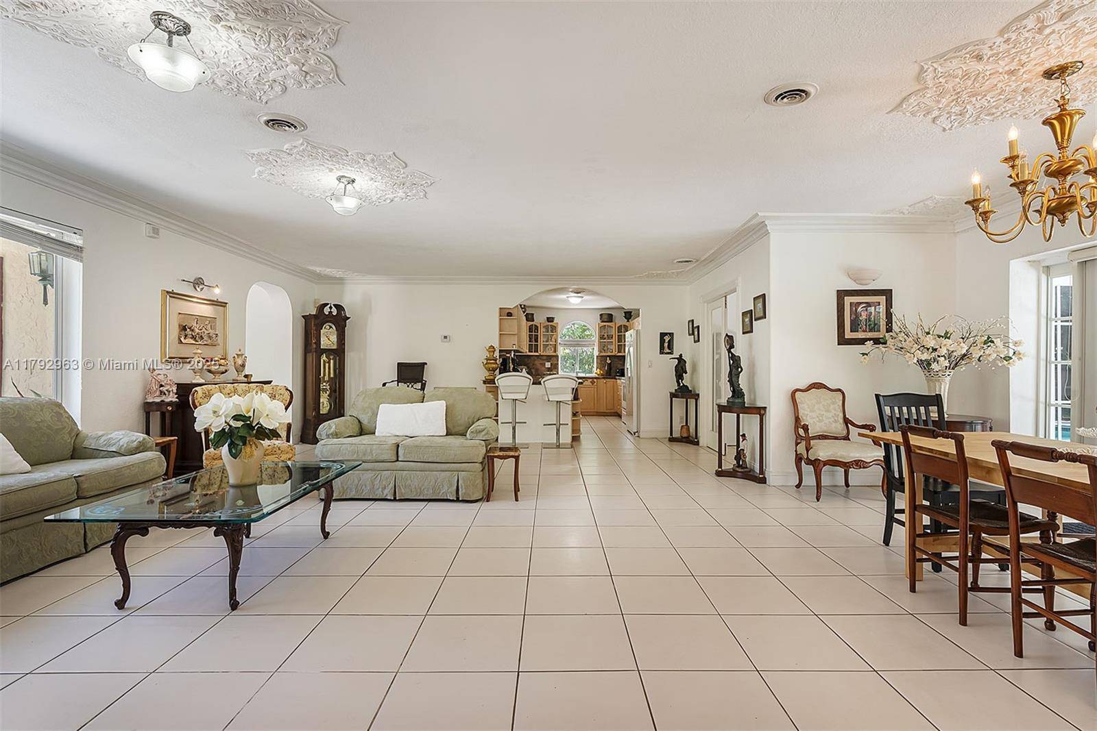 Pinecrest, FL 33156,13590 SW 73rd Ct