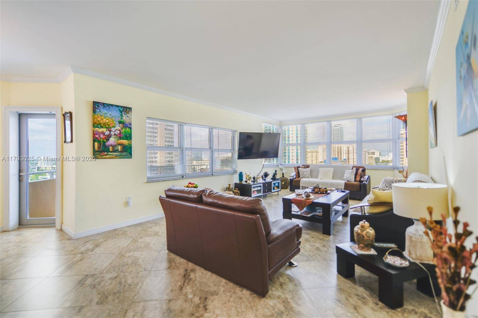 Hallandale Beach, FL 33009,1980 S Ocean Dr #10P
